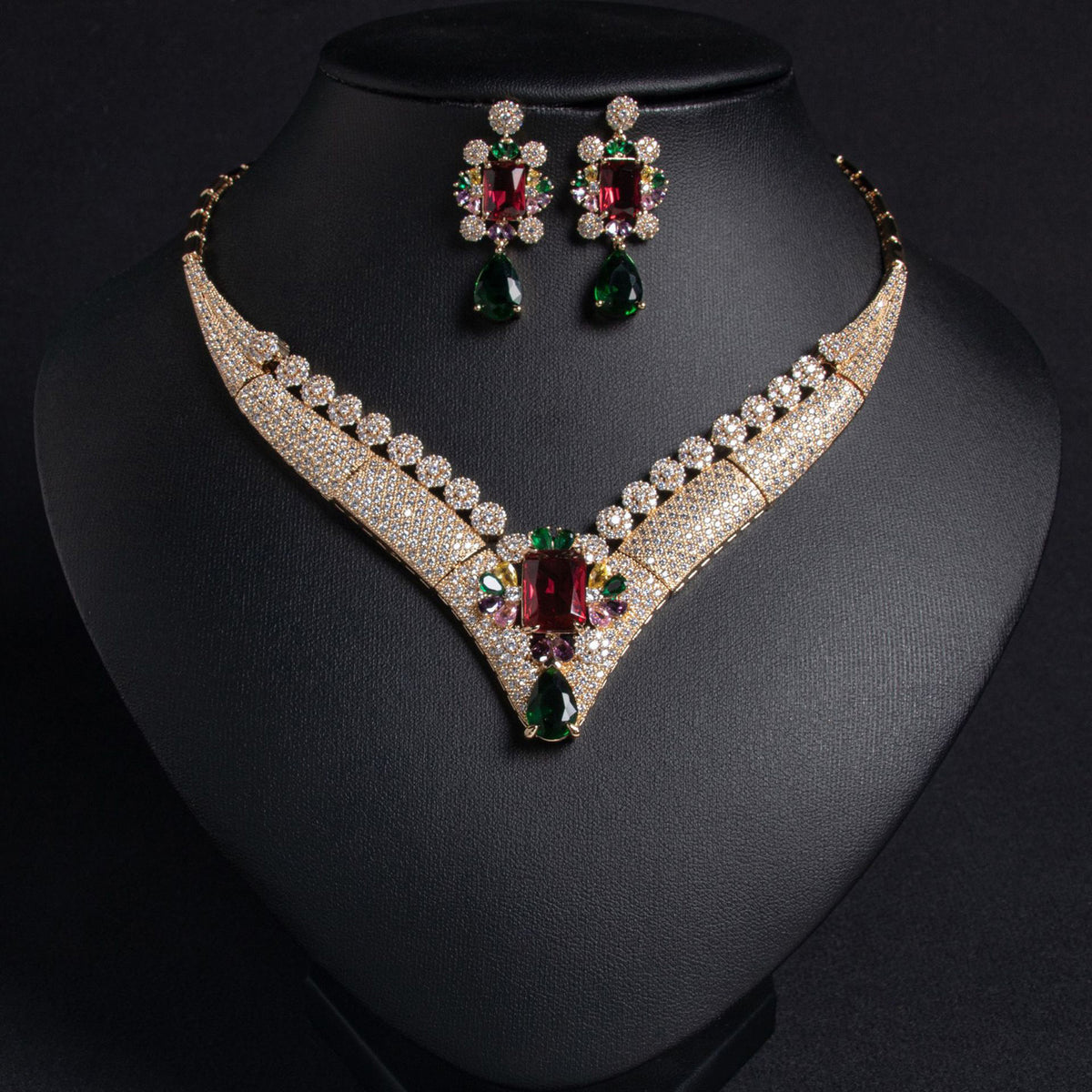 Vintage High-end Zircon Necklace and Teardrop Earring Set 