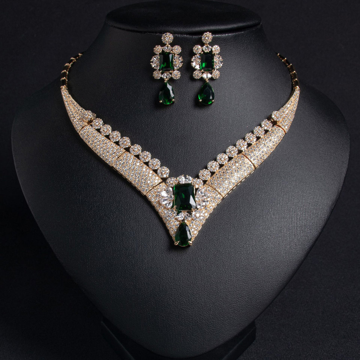 Vintage High-end Zircon Necklace and Teardrop Earring Set 
