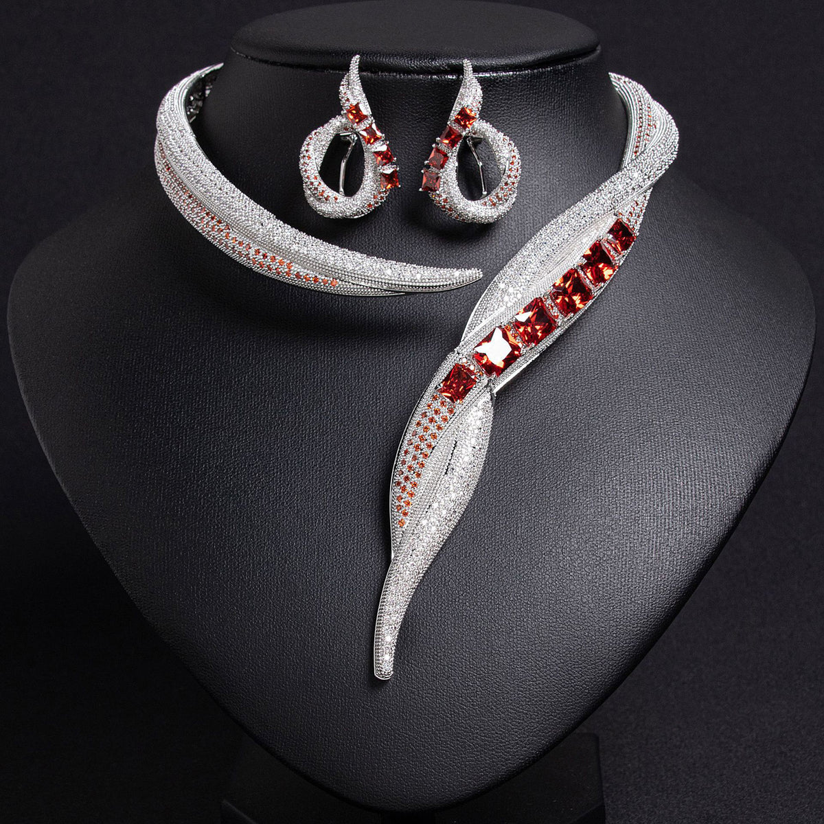 Fashionable Necklace Jewelry Set 