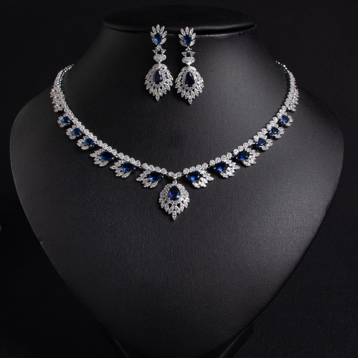 Flower Simple Luxury Zircon Jewelry Earring Set 