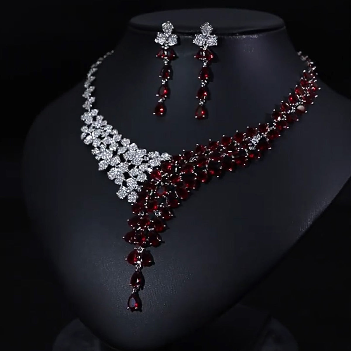 Shining Simple Necklace Earrings Jewelry Set 