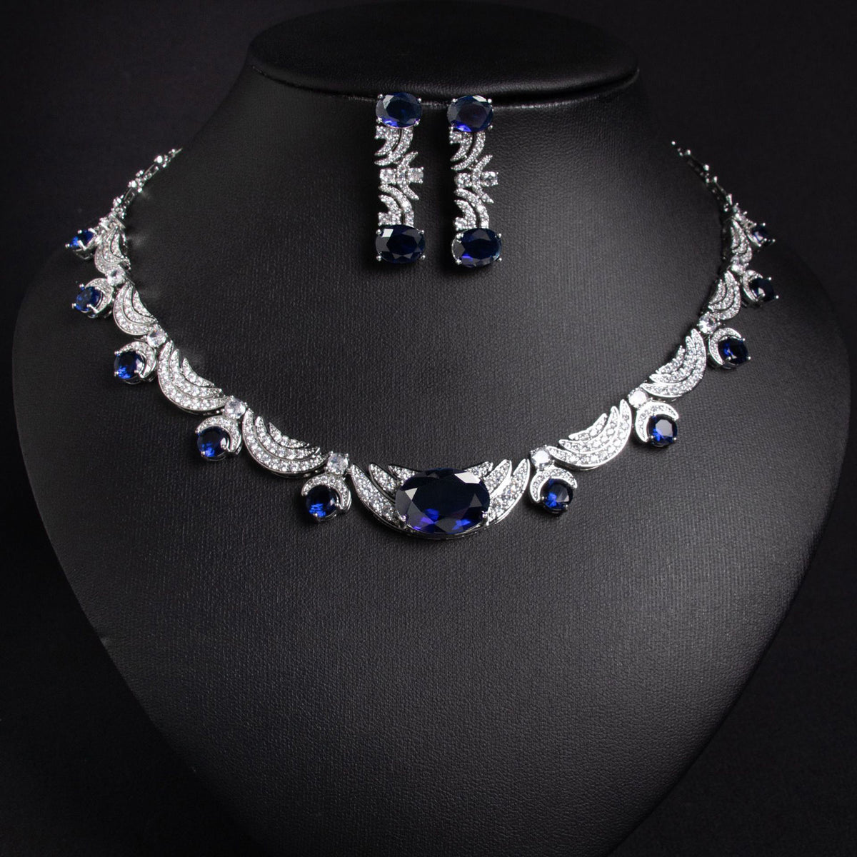 Versatile Simple Zircon Necklace Earring Set 