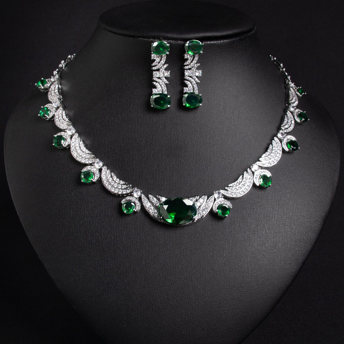 Versatile Simple Zircon Necklace Earring Set 