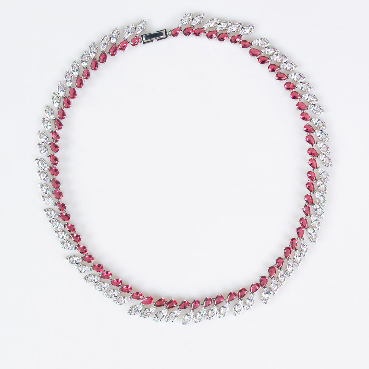 Simple and Fashionable Necklace Set with Copper and Zircon 