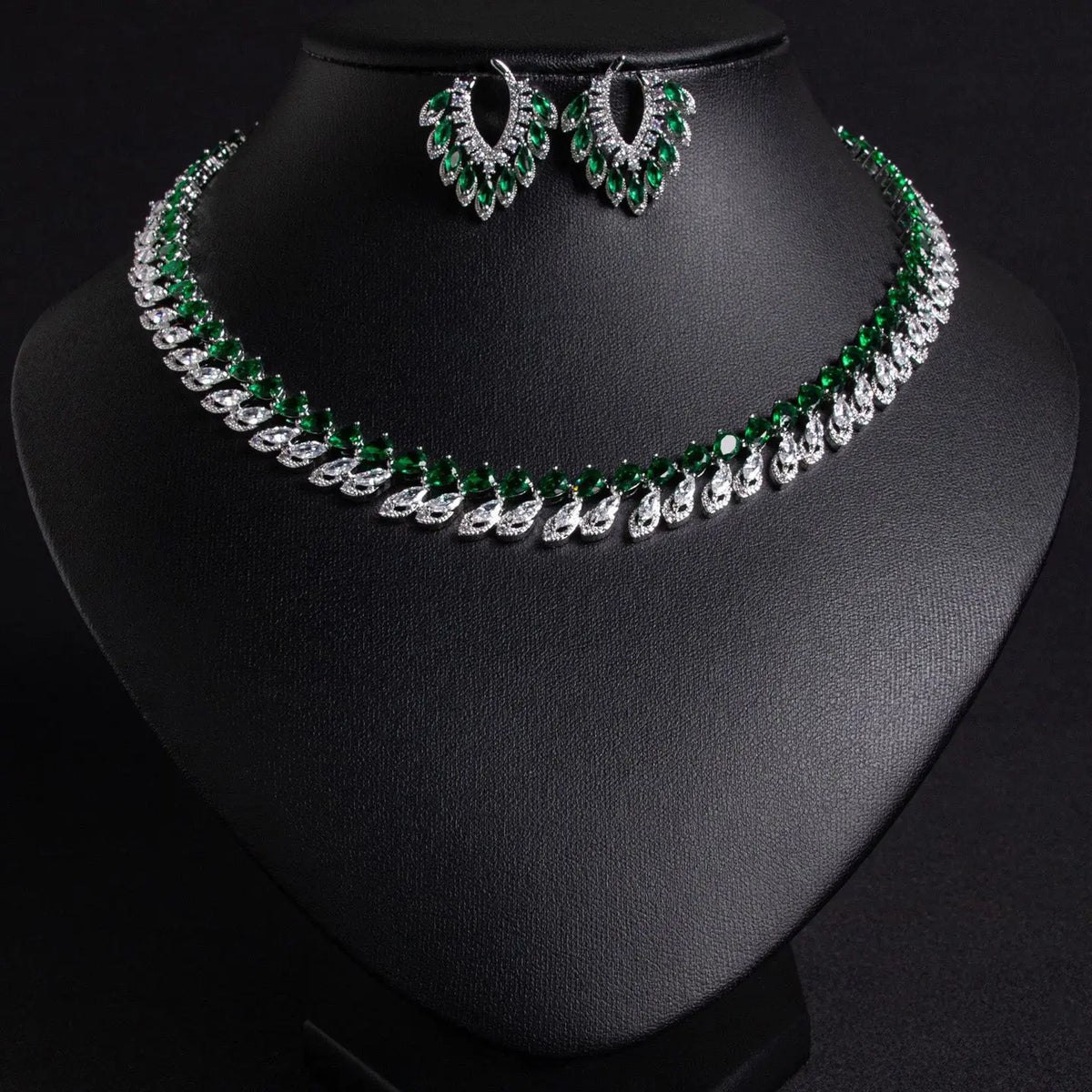 Fashionable Simple Necklace Set with Copper JW026 