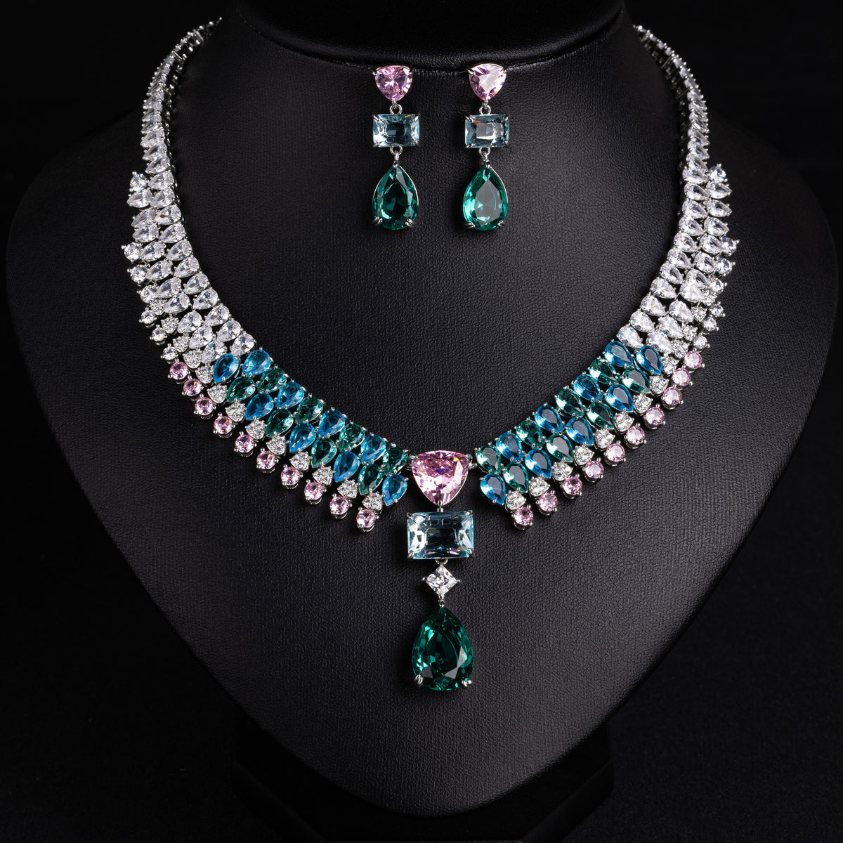 Luxury Zircon Teardrop Necklace and Earring Set JW039