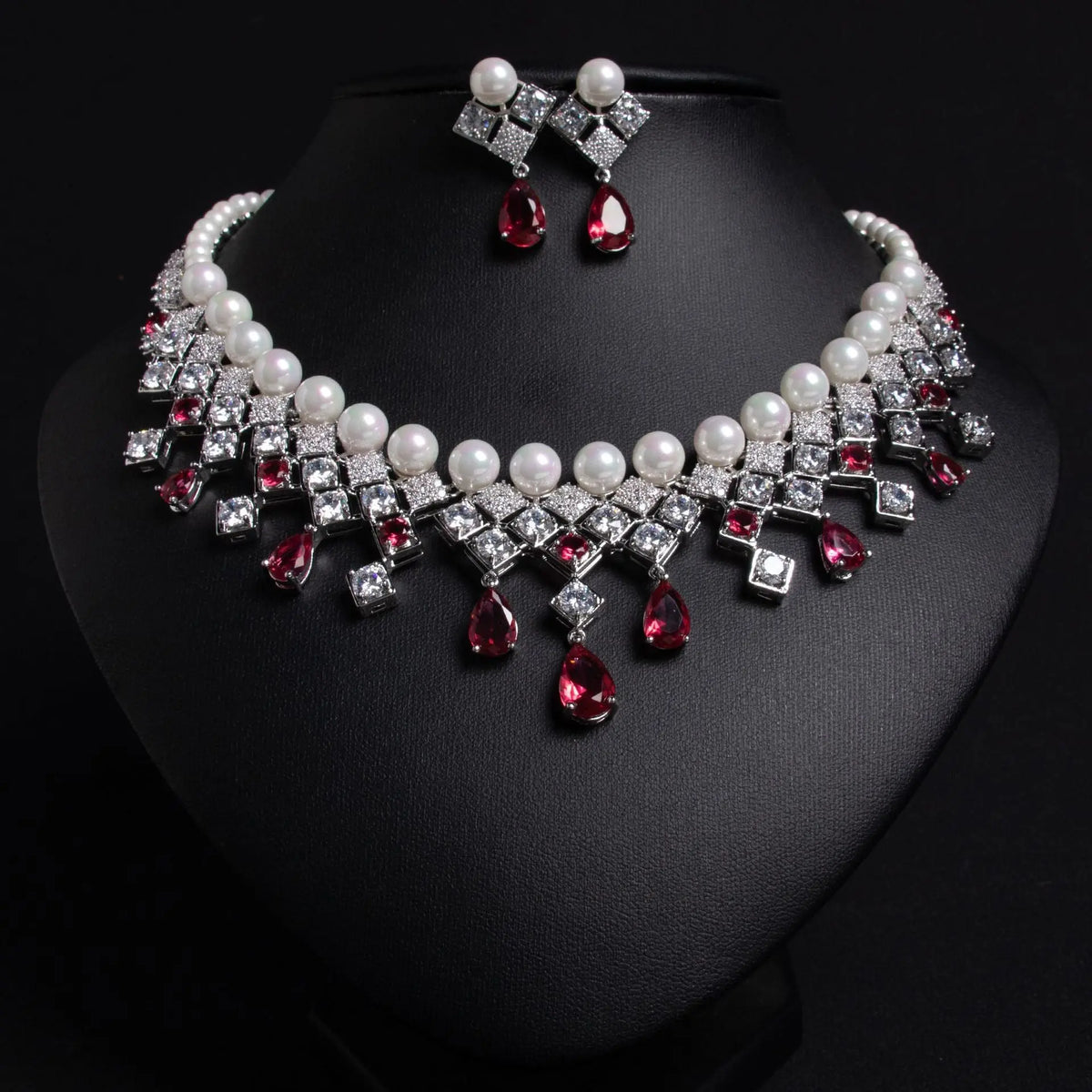 Luxury Teardrop Vintage Palace-style Zircon Jewelry Set JW043 