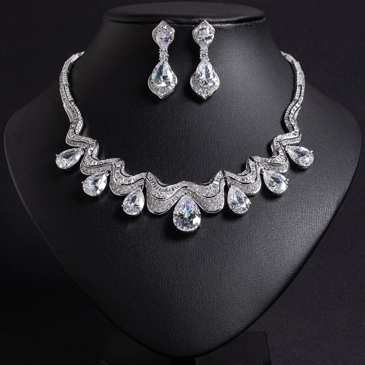Luxury Teardrop Zircon Necklace and Earring Set JW046 