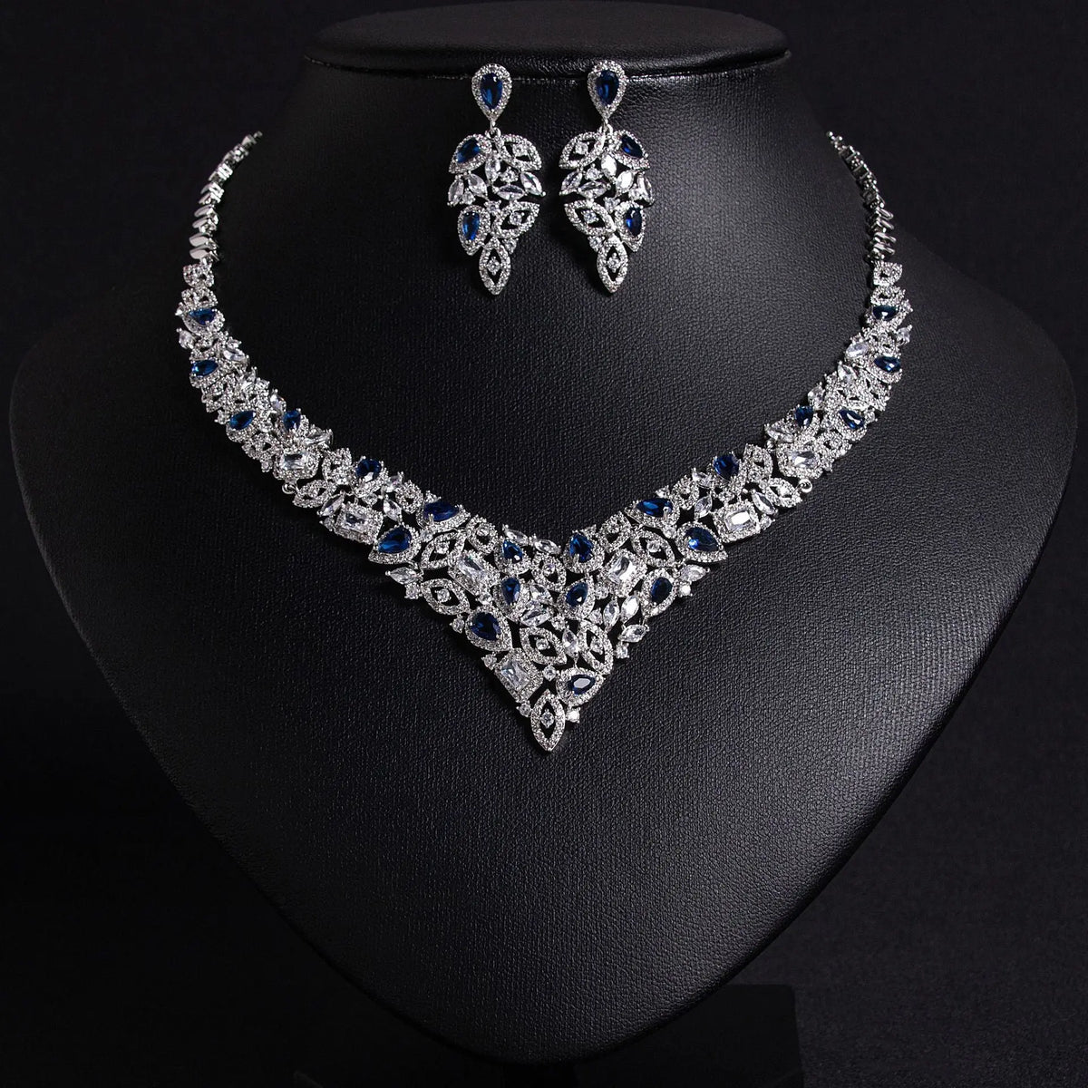 Sparkling Leaf Necklace and Earrings Set JW047 