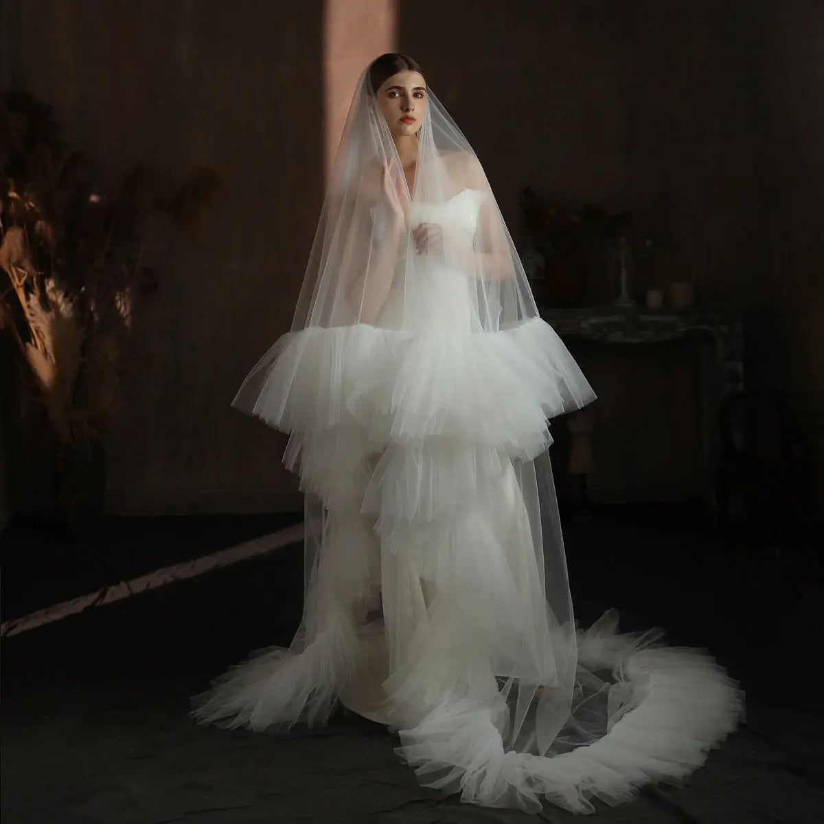 Dramatic Tiered Ruffle Bridal Veil Long Cathedral Length Layered Tulle Flounce Wedding Veil for Bride BV005
