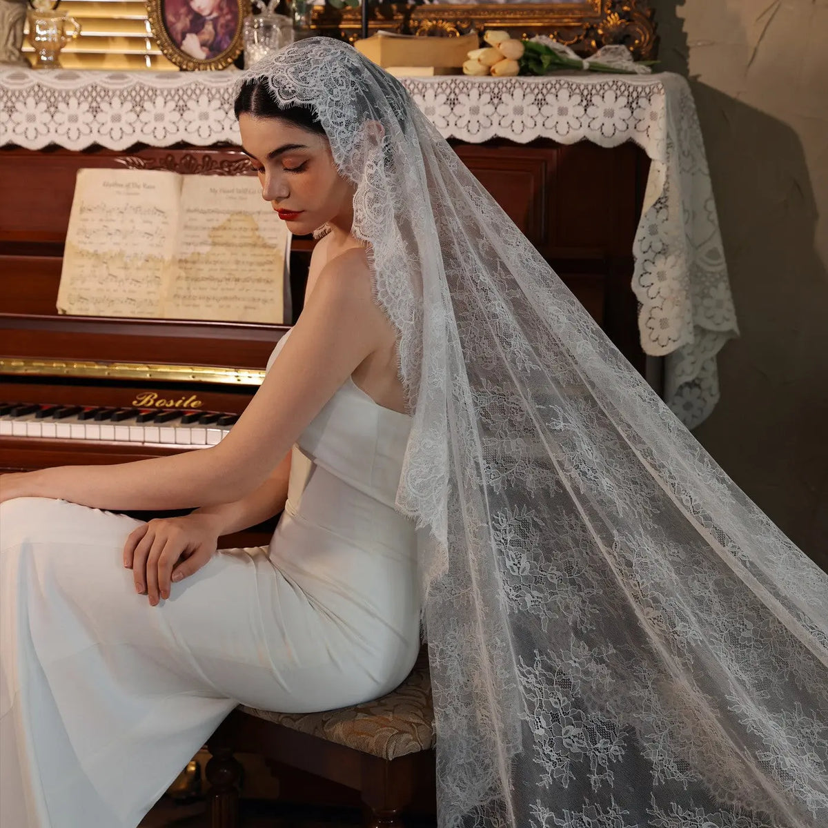 Elegant Vintage Mantilla Wedding Veil Delicate Eyelash Floral Lace 90.55inch Cathedral Bridal Veil BV001-6