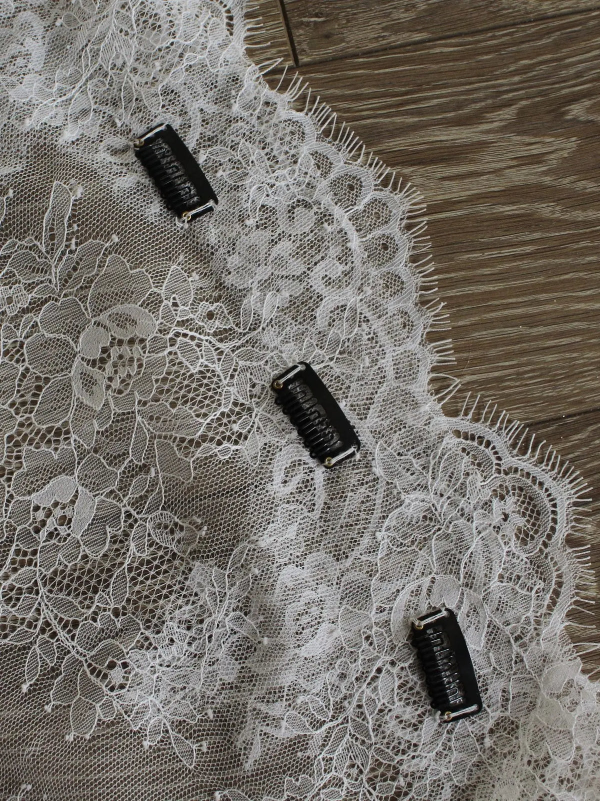 Elegant Vintage Mantilla Wedding Veil Delicate Eyelash Floral Lace 90.55inch Cathedral Bridal Veil BV001-8
