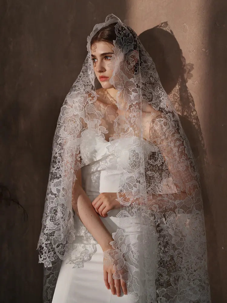Vintage Floral Lace Mantilla Bridal Veil Long 70.86inch Cathedral Length Scalloped Edge Wedding Veil for Bride BV004-4