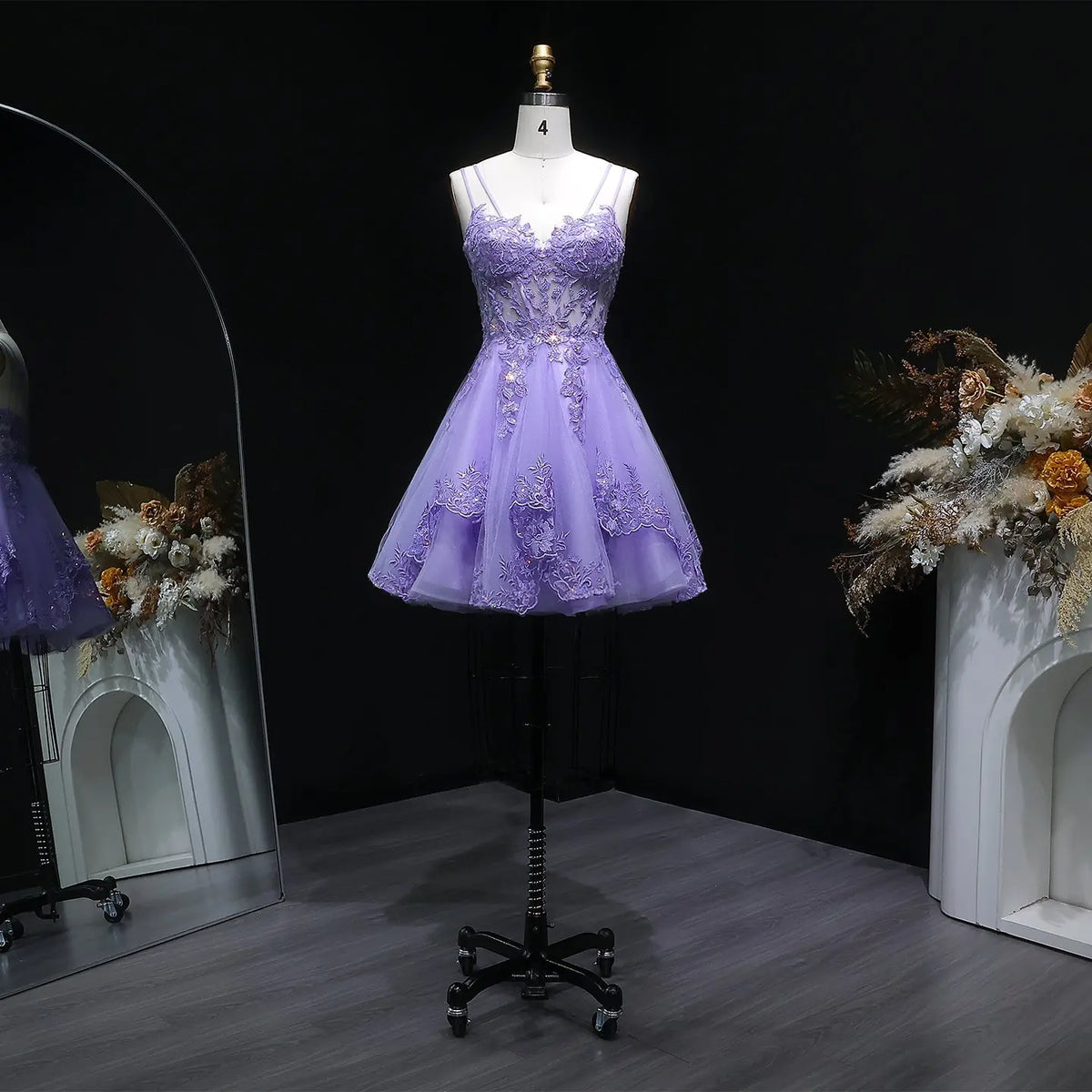 Luxury Sparkly Applique Tulle Short Homecoming Dress RM128