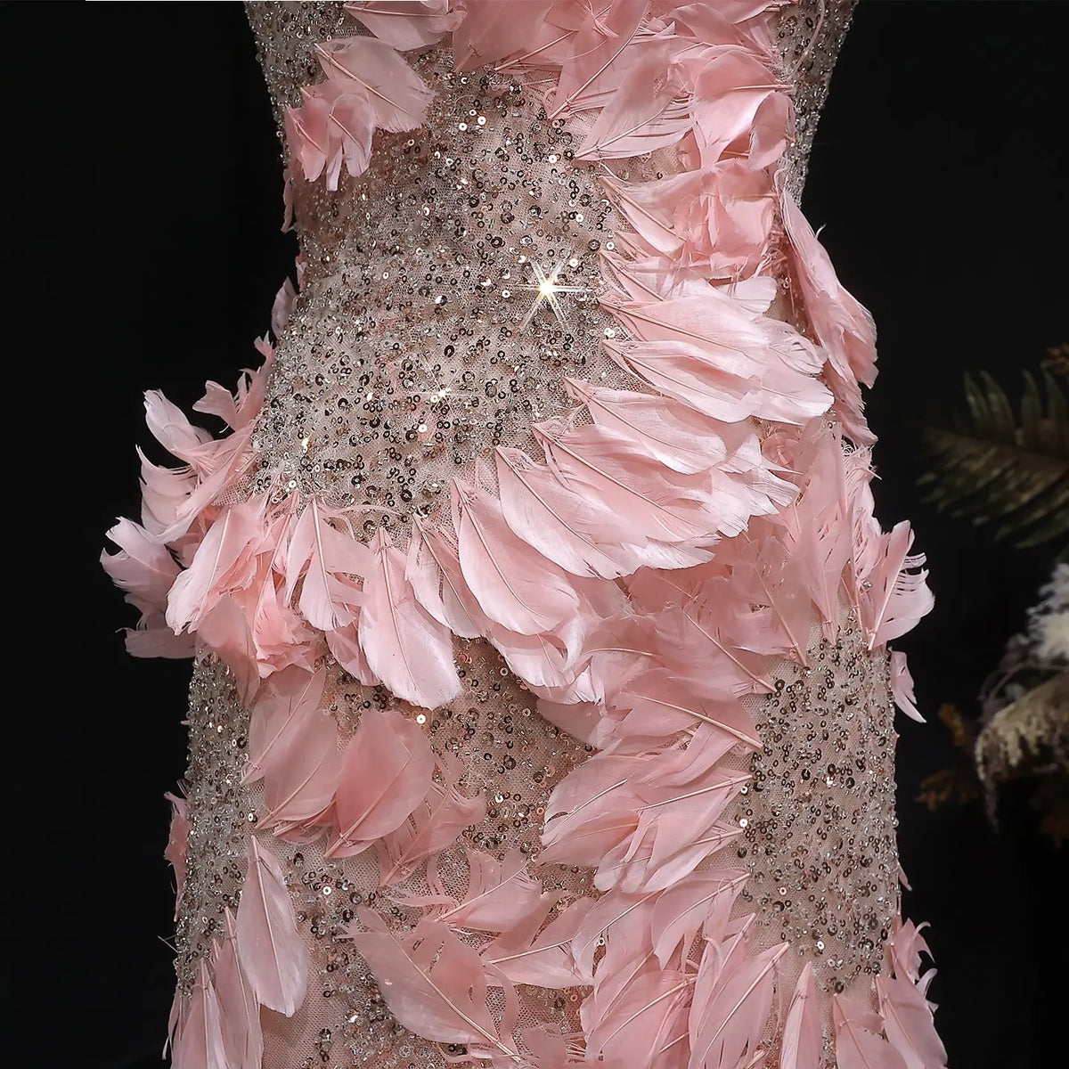 Luxury Pink Off-the-Shoulder Feather Applique Mermaid Evening Dress SS258 
