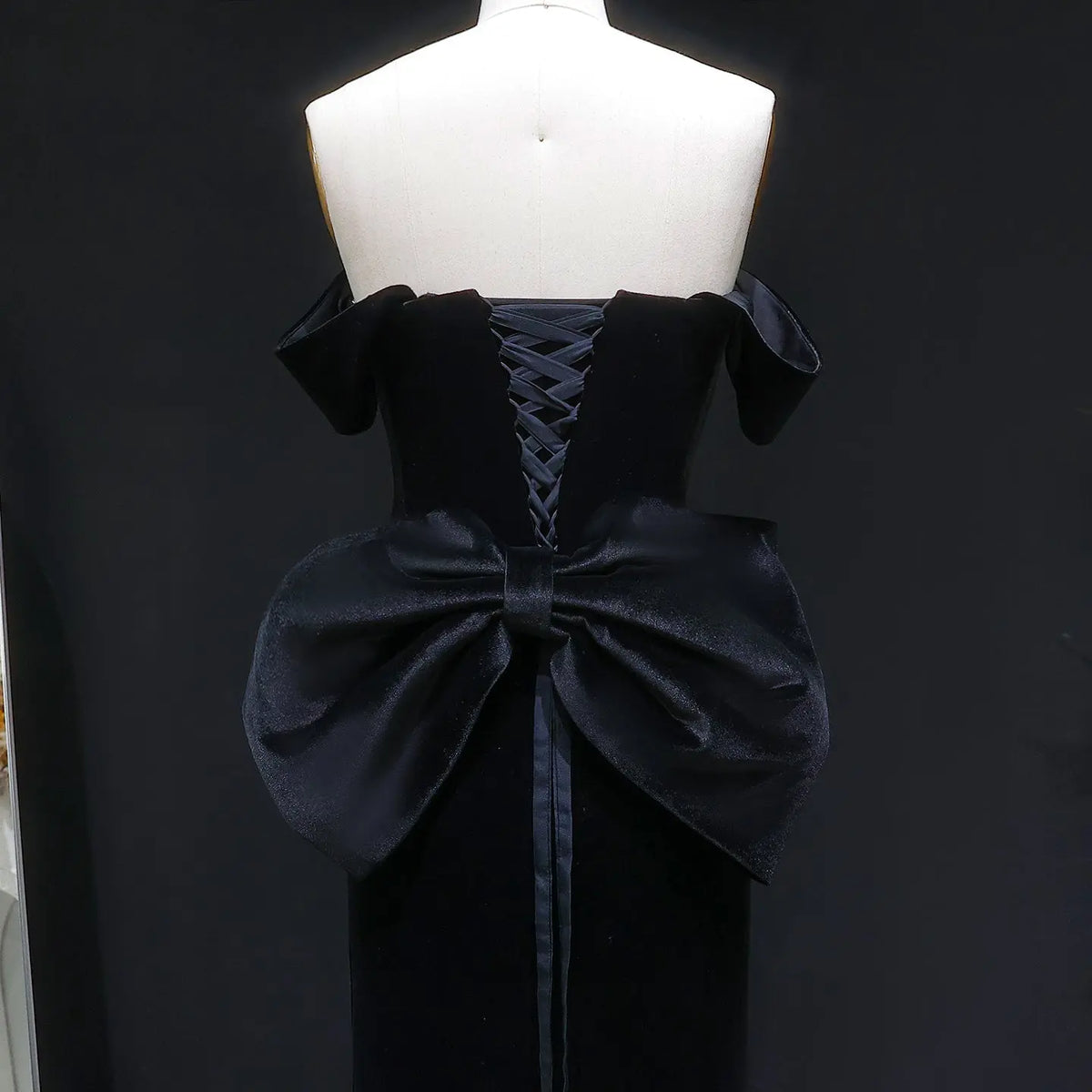 Luxury Black Velvet Beaded Fitted Train Evening Dress with Bow SS739 