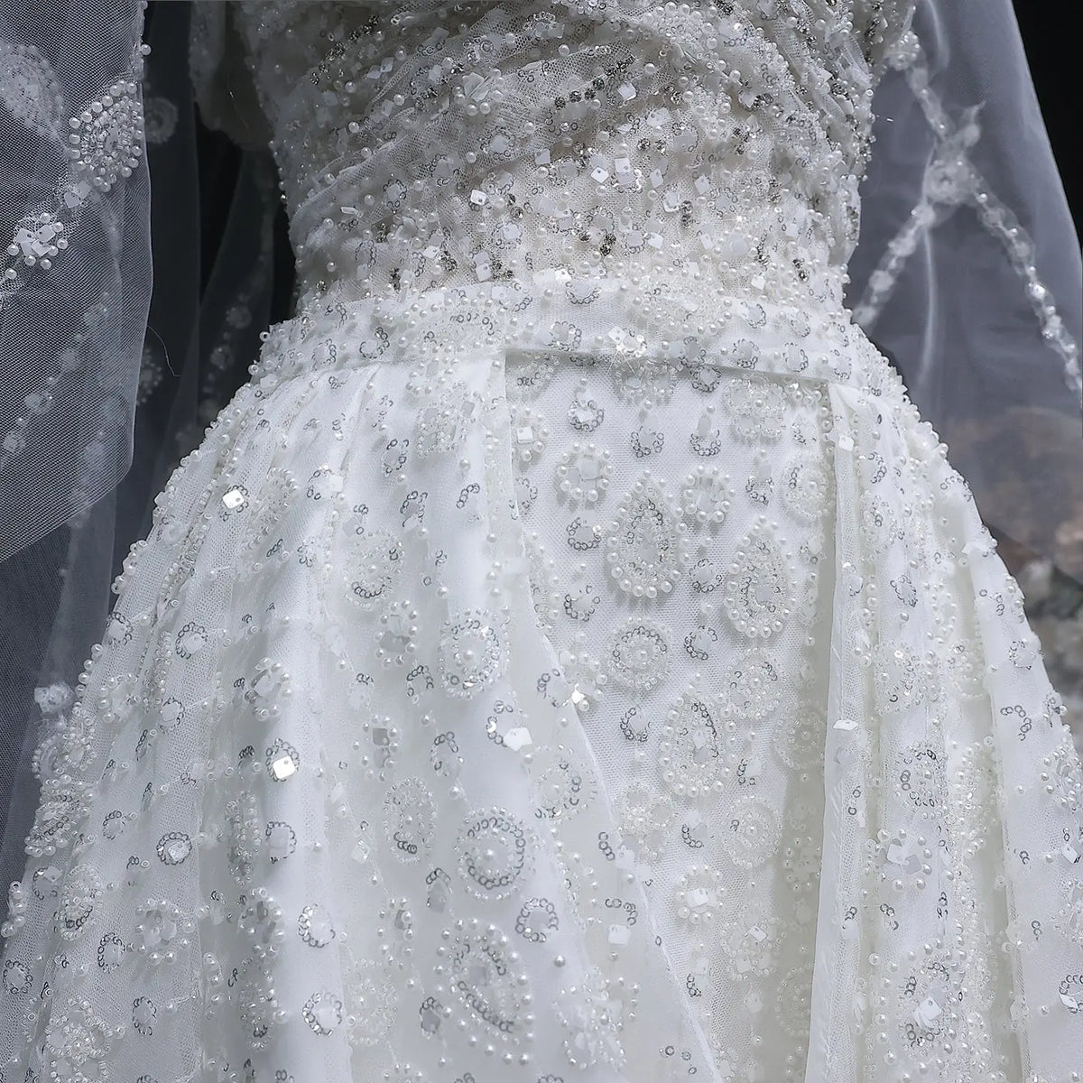 Luxury White Off-the-Shoulder Train Wedding Dress with Veil SW031 