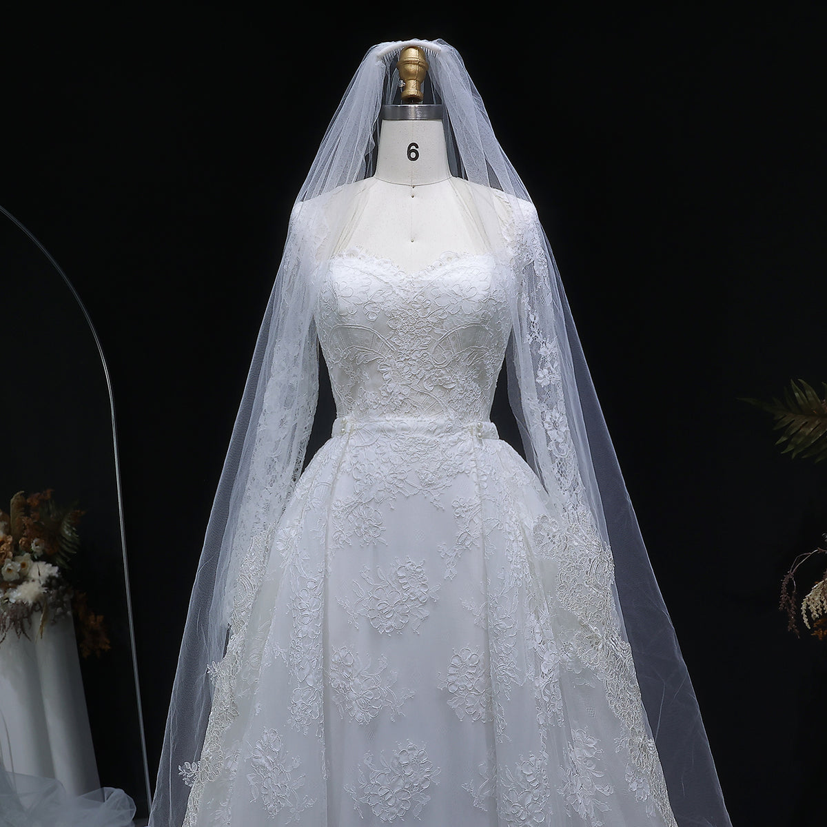 Luxury Lace Sweetheart Long Sleeve Wedding Dress with Veil SW523 