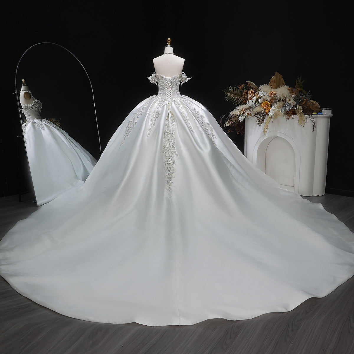 Ivory Luxury Satin Ball Gown with Silver Embroidery Wedding Dress SW606 