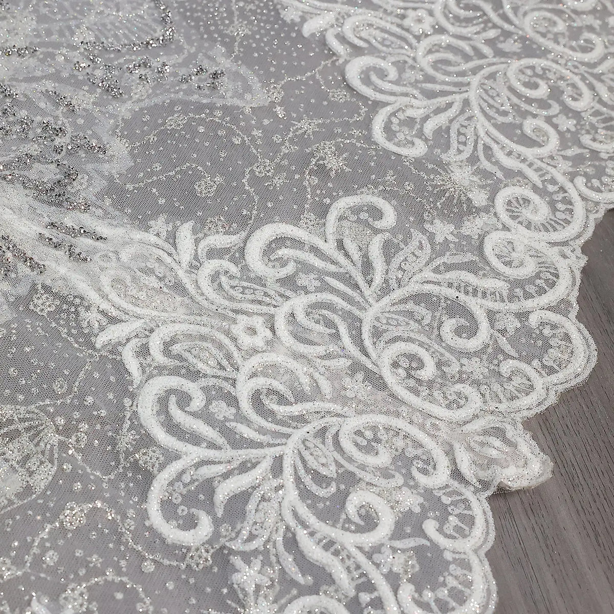 Luxury Embroidery Puff Sleeve Ball Gown Wedding Dress SW608 