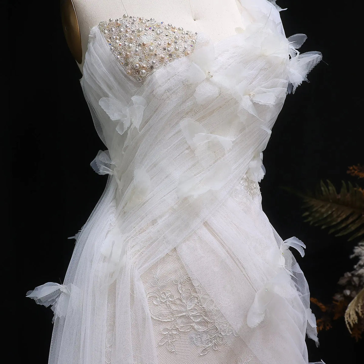 Luxury One-Shoulder Lace Ruched Bow Mermaid Wedding Dress SW638 