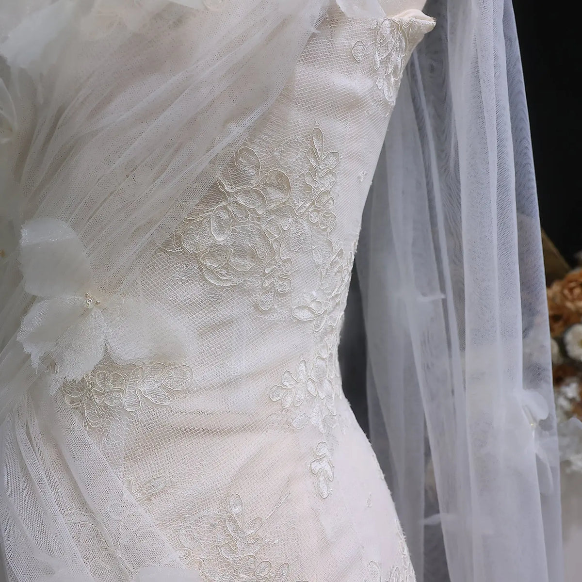 Luxury One-Shoulder Lace Ruched Bow Mermaid Wedding Dress SW638 