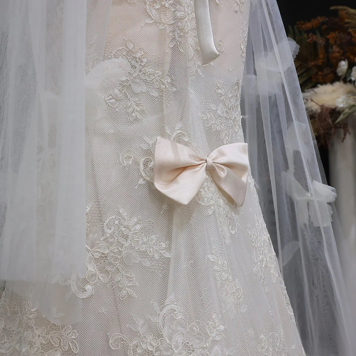 Luxury One-Shoulder Lace Ruched Bow Mermaid Wedding Dress SW638 