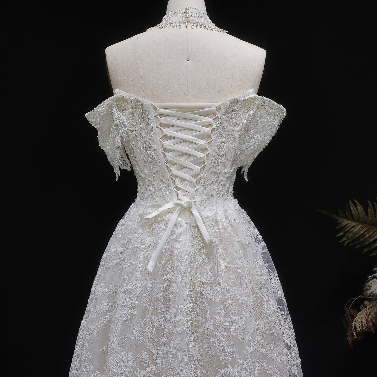 Off White Elegant Lace Pearl Embroidery Ball Gown Wedding Dress SW652 