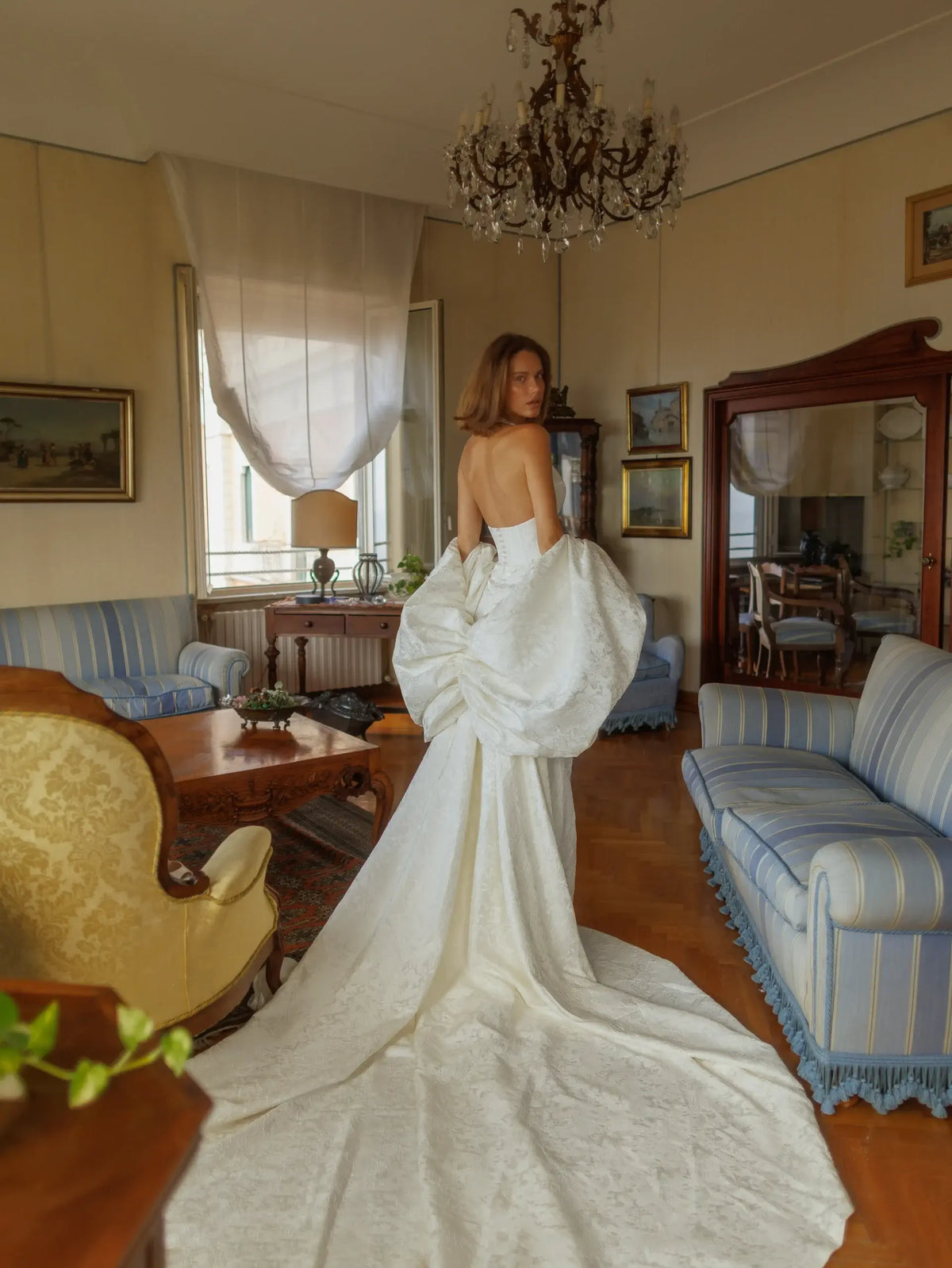 Elegant Halter Neck Puff Sleeve Mermaid Wedding Dress with Train SW188 Elegant Halter Neck Puff Sleeve Mermaid Wedding Dress with Train SW188