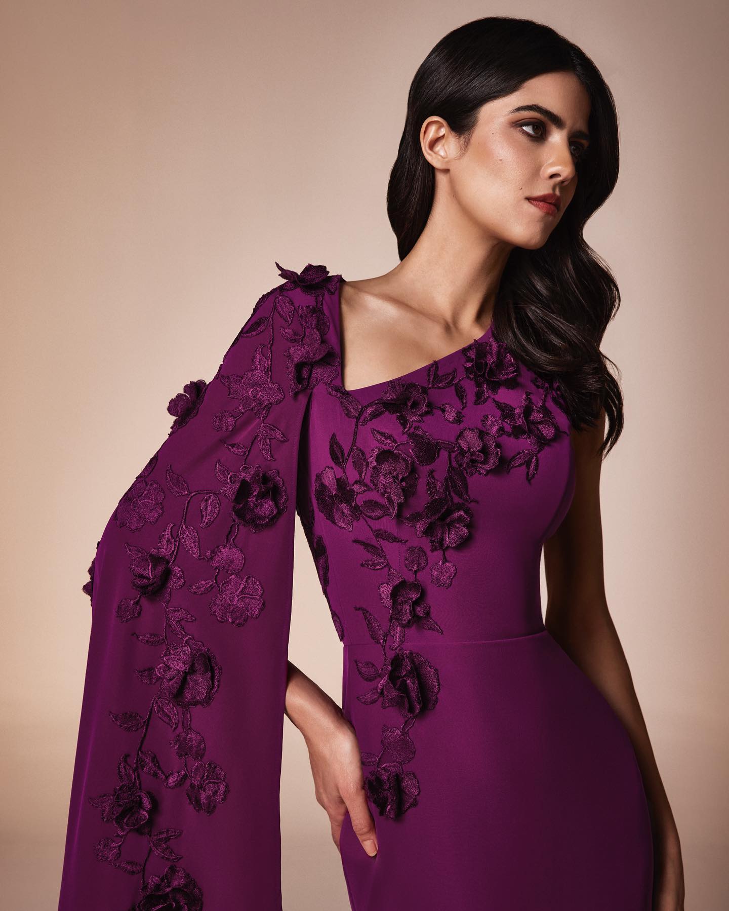 Elegant Purple 3D Flowers Evening Dress with Cape Sleeve