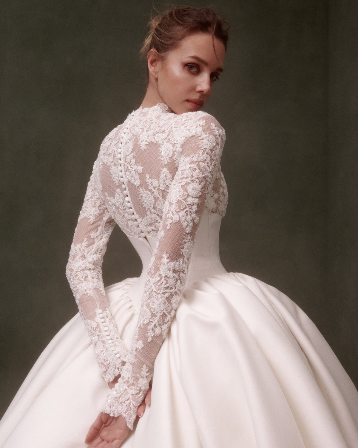 Classic Long Sleeve Lace Ball Gown Wedding Dress SW075 