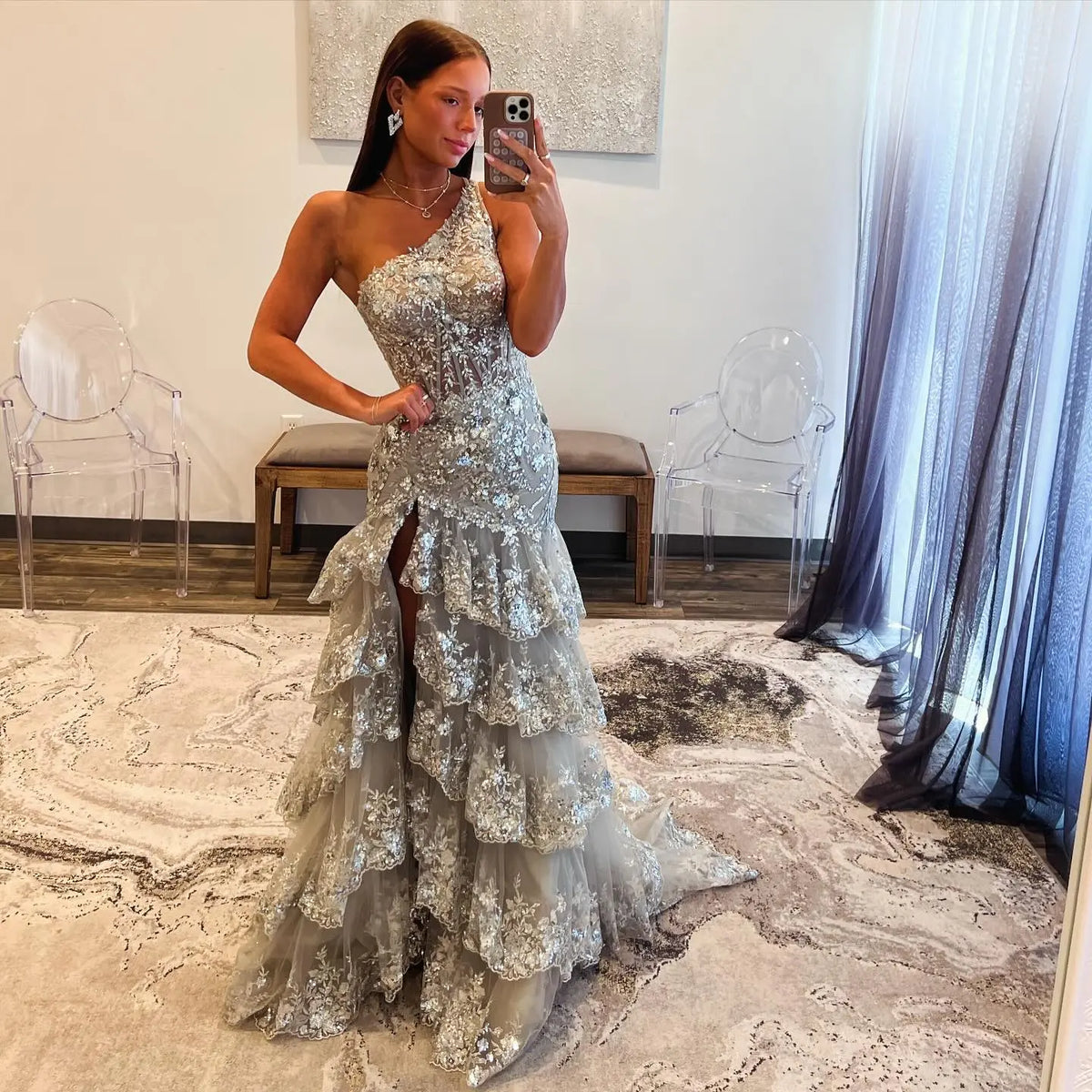 one sleeve prom dress with slit Elegant Red One-Shoulder Prom Dress with Front Split Court Mermaid Style