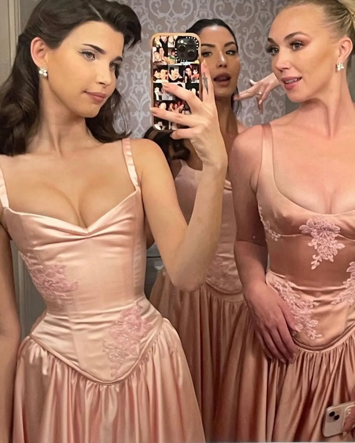 Luxury Pink Spaghetti Strap Mermaid Evening Dress SF450 