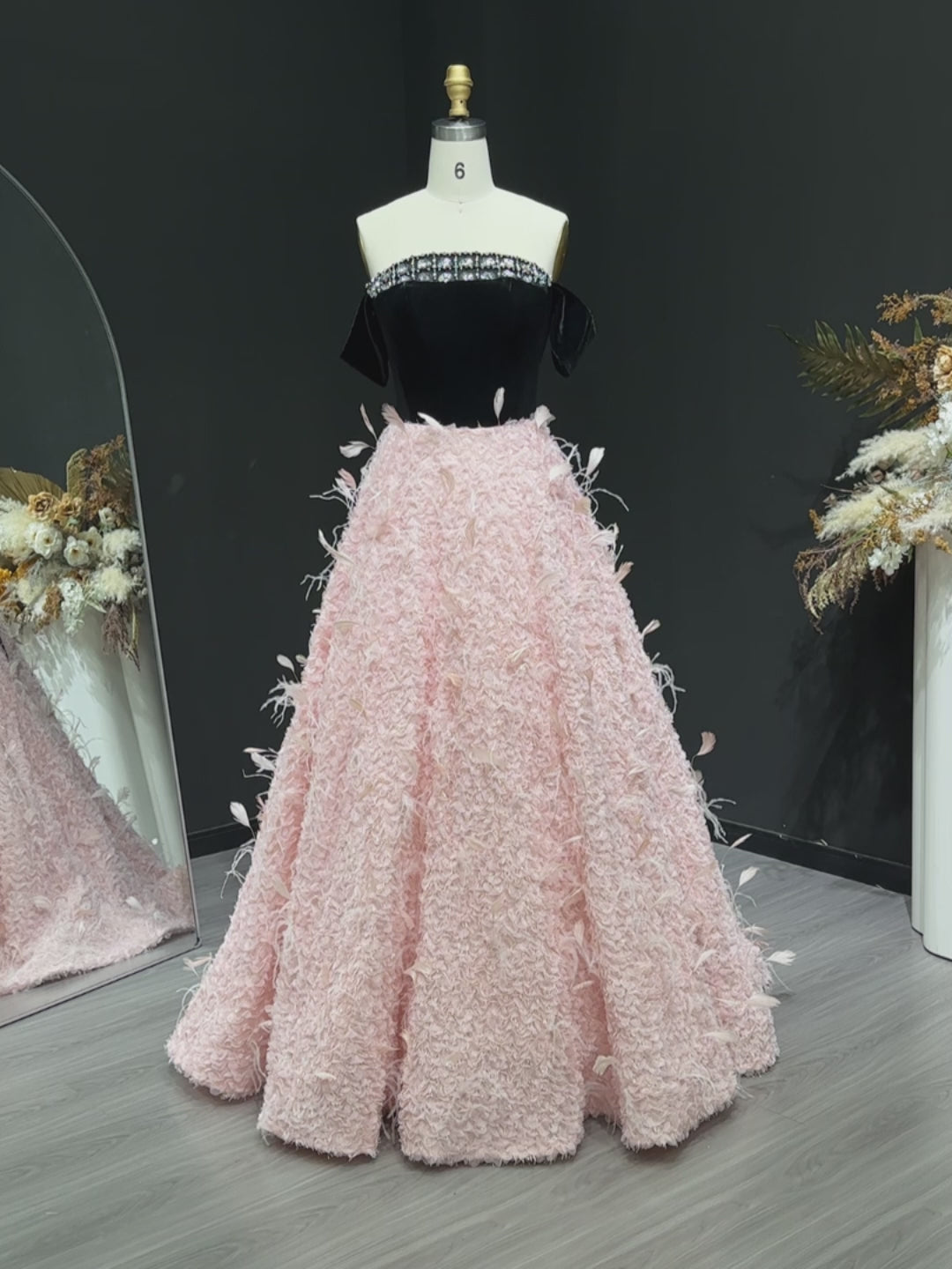 Luxury Black and Pink 3D Floral Feather Strapless Evening Dress SS721-9