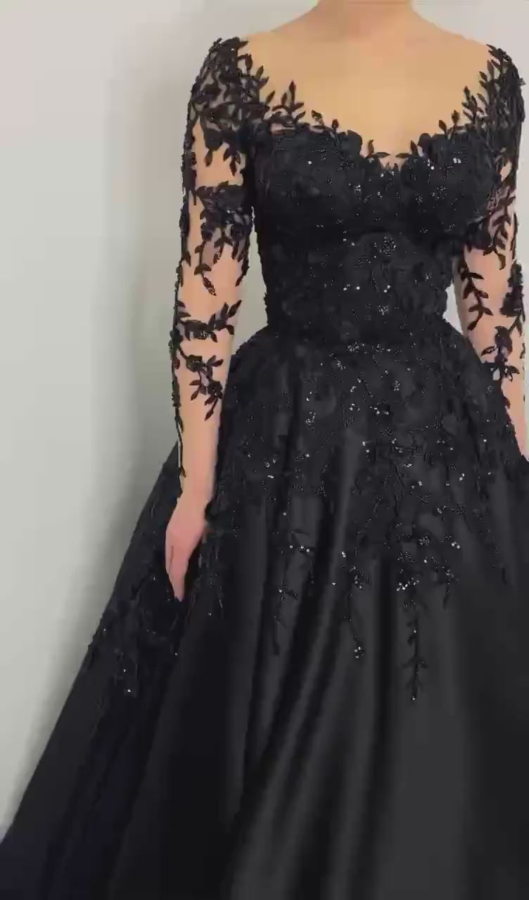 Black Luxury Gothic Wedding Dress Bridal Gown Heavy Beading  SW559-3
