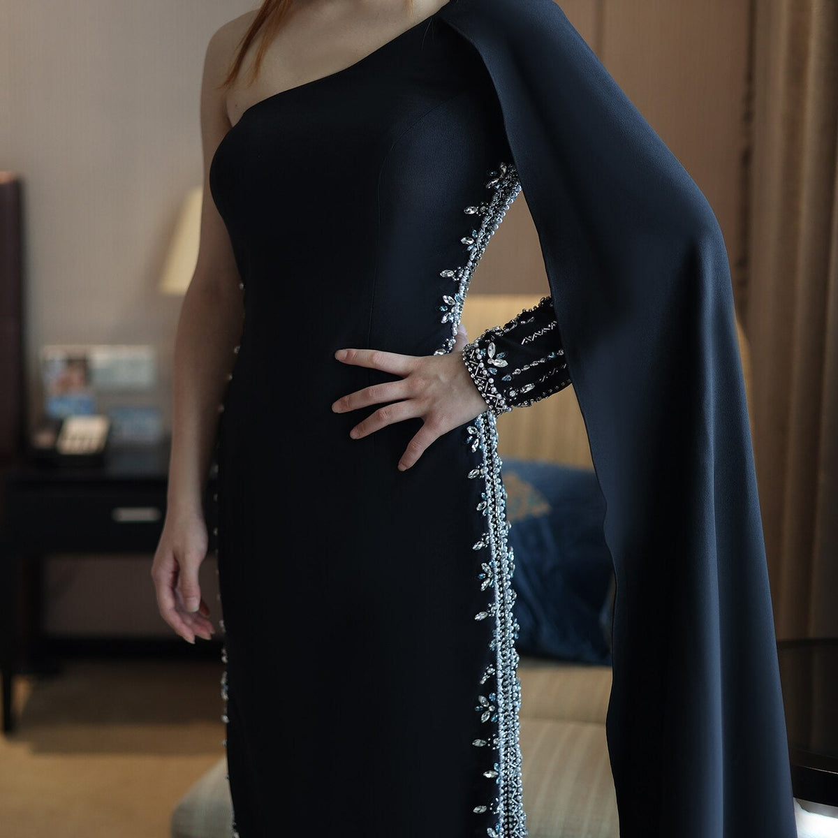 Dreamy Vow Arabic Black One Shoulder Mermaid Luxury Evening Dress with Cape Sleeve Elegant Dubai Women Wedding Party Gown 389